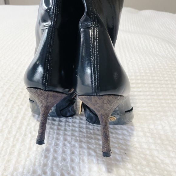 SOLD - Picture 7 of 11